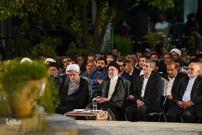 حضور رئیس‌جمهور در حافظیه