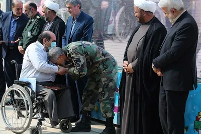 مراسم تجلیل از فرماندهان و رزمندگان هشت سال دفاع مقدس