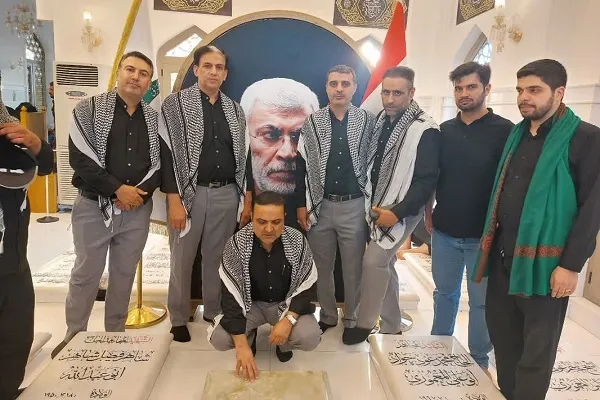 همراه با کاروان قرآنی نور در مراسم پیاده‌روی اربعین حسینی(ع) + عکس