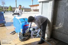 ضدعفونی كردن مستمر ضریح و صحن حرم مطهر شاهچراغ(ع)