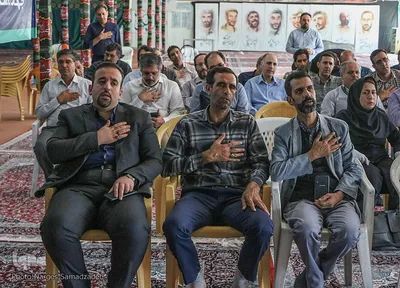 غبار روبی مزار شهدا‎ با حضور اعضای جهاد دانشگاهی اصفهان