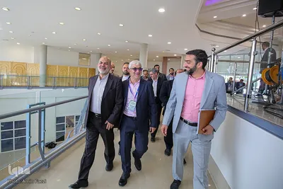 افتتاح نمایشگاه و دستاوردهای پایگاه استنادی و پایش علم و فناوری (isc) جهان اسلام در شیراز‎‎