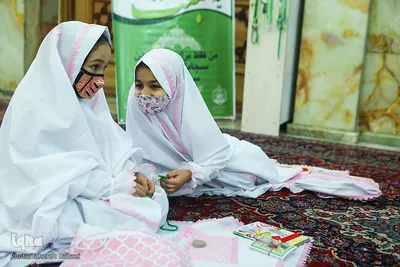 مراسم جشن تکلیف 42 دختر در امامزاده پنج تن لویزان