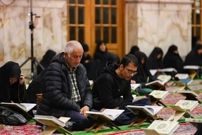 آیین جزءخوانی قرآن در حسینیه رضوی اصفهان