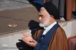 اقامه نماز باران در گلستان شهدای اصفهان