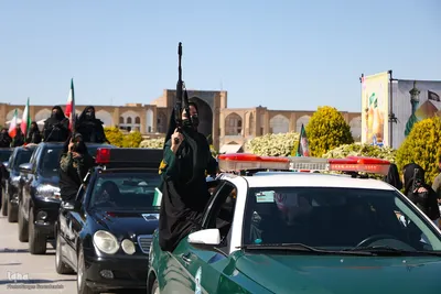 هم‌آوایی بانوان نصف‌ جهان در دفاع از وطن
