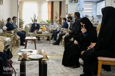 دیدار اعضای جهاددانشگاهی البرز با خانواده شهید دانشجو«مجید قربانی‌پور»