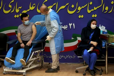 آغاز واکسیناسیون سراسری علیه کرونا در ایران