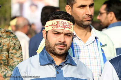 محمد پنام، عضو بسیج نیروگاه رامین، 36 سال سن دارد و می‌گوید بسیج یعنی همکاری و سازندگی جهادی.