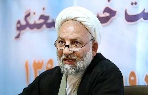 اختلاف نظرها درباره علوم انسانی، به معنای گارد گرفتن نیست