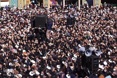 Qom nimmt Abschied von Ayatollah Safi Golpaygani