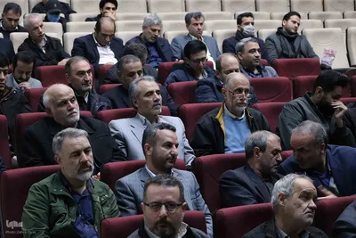نشست جبهه علمی و فرهنگی اساتید بسیجی در دانشگاه تبریز