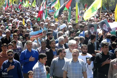 راهپیمایی روز قدس همراه با تشییع دو شهید در یزد‎