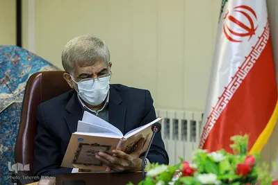 رونمایی کتاب احسن‌العقائد