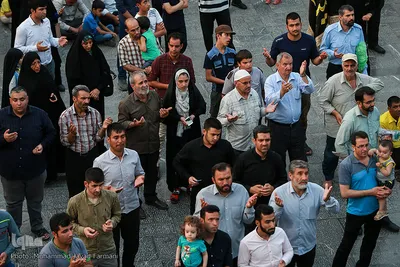 آیین تعویض پرچم گنبد حرم عبدالعظیم حسنی (ع)