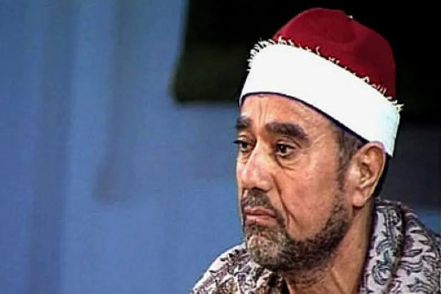 فیلم | تلاوتی دلنشین از مرحوم غلوش