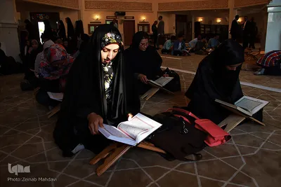 محفل انس با قرآن دانشجویان غیر ایرانی دانشگاه آزاد اسلامی