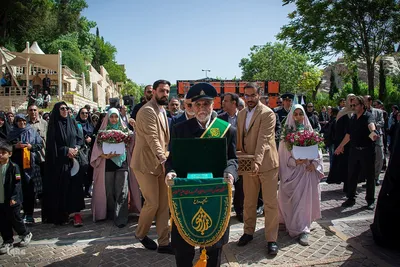 مراسم معنوی تعویض قرآن دروازه قرآن شیراز
