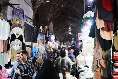حال و هوای بازار تبریز در شب عید