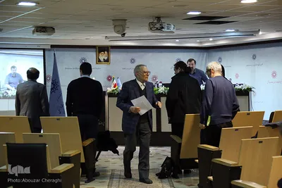 کریم مجتهدی در سمینار «بازخوانی روایت قاسم پورحسن از فلسفه فارابی»