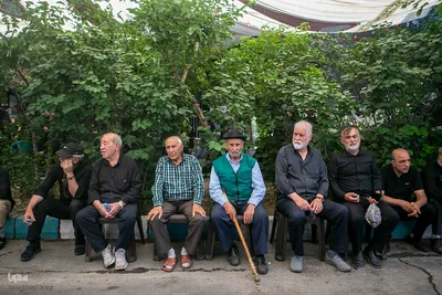 ظهر عاشورای حسینی در میدان شهدای ده‌ونک
