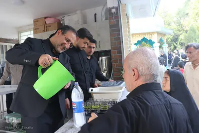 ایستگاه صلواتی کمیته خادمین الشهداء ملایر
