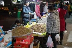 بازار همدان در آستانه شب یلدا