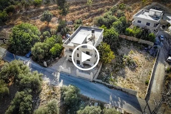 بالفيديو...جرافات الاحتلال تهدم منزل مسؤول حراسة المسجد الاقصى