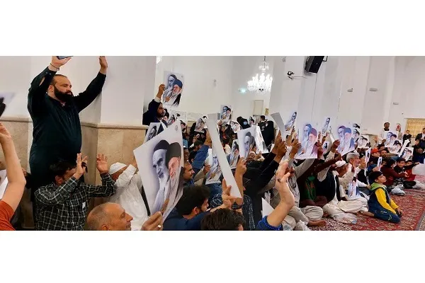 ترجمه هم‌زمان سخنان رهبری در دو رواق حرم رضوی به چهار زبان +عکس