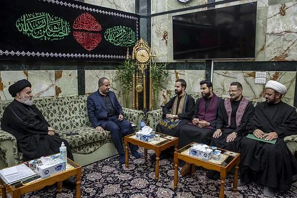 تولیت آستان عباسی از قاریان برتر عراقی تجلیل کرد