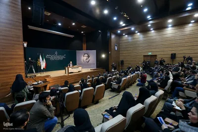 نشست خبری رئیس مجلس شورای اسلامی