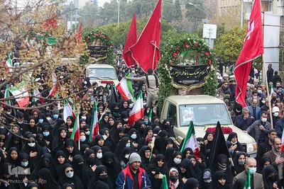 مراسم تشییع پیکرهای مطهر ۱۰ شهید گمنام دفاع مقدس در شیراز