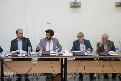 نشست شورای فرهنگ استان همدان با حضور دبیر شورای‌ عالی انقلاب فرهنگی