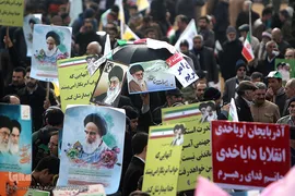 مراسم راهپیمایی یوم الله ۲۲ بهمن در میدان آزادی