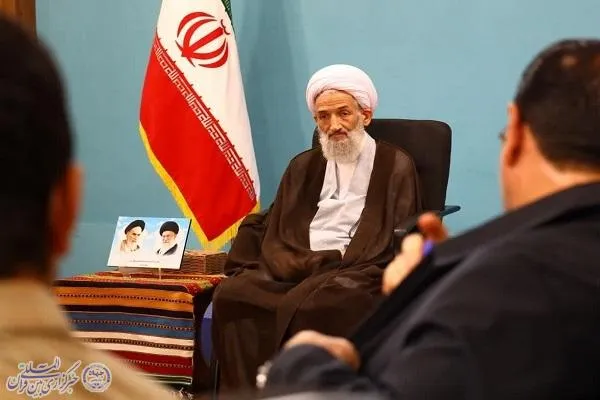 نشست شورای توسعه و گسترش فعالیت‌های قرآنی شهرستان ساری