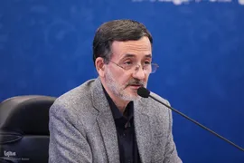 کریم دولتی در دومین روز نشست تخصصی استادان، قاریان و حافظان ممتاز قرآن کریم