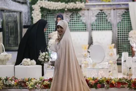 زیر سایه ضریح