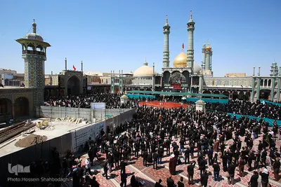 عزاداری ظهر عاشورا در حرم کریمه اهل بیت(ع)