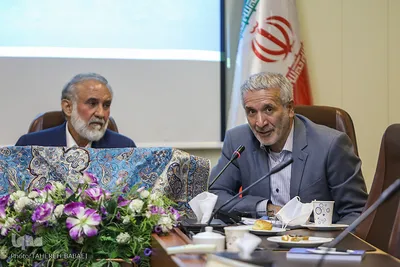 رونمایی از کتاب «راز سر به مهر موفقیت»