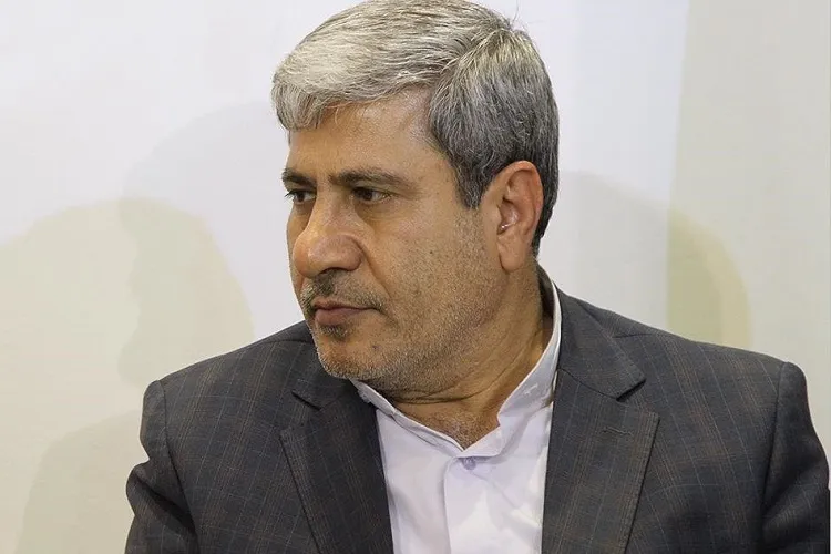 مردم خواستار توزیع اقلام بهداشتی کشف‌شده در انبارهای احتکار هستند