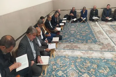 جلسه تفسیر قرآن ویژه مدیران اجرایی آذربایجان‌شرقی