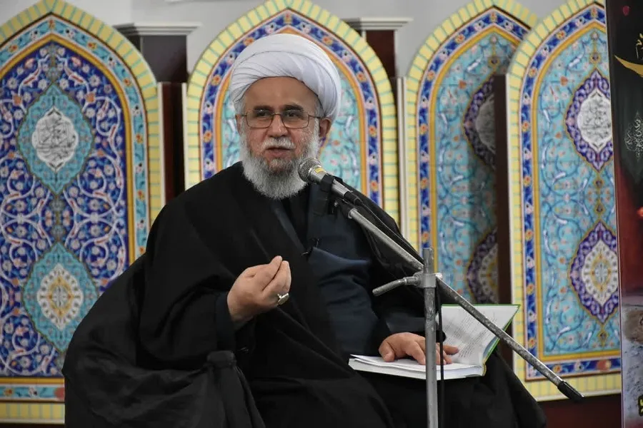امام صادق(ع) با انحرافات فکری و اخلاقی در جامعه مقابله کرد