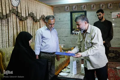 دیدار جامعه قرآنی با خانواده شهید حمید سیاح نظری
