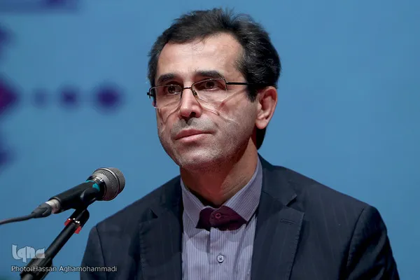۲۱ گروه هنری آثار خود را روی صحنه «نوای مهر» می‌برند