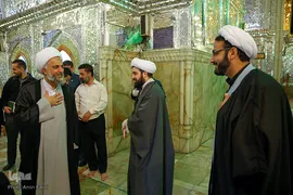 لحظه تحويل سال نو در حرم مطهر حضرت شاهچراغ