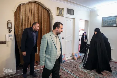 حضور رئیس حوزه ریاست مجلس شورای اسلامی در منزل شهید مهدی تقوی