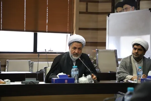 امام خمینی(ره) دارای شخصیتی خدامدار و خلق‌مدار بود
