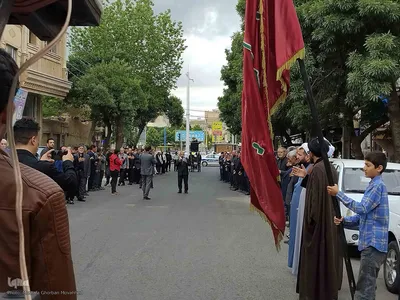 مراسم عزاداری خیابانی به مناسبت سالگرد ارتحال حضرت امام خمینی(ره) در اهر
