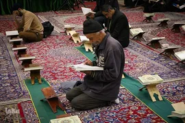 آیین جز‌ءخوانی قرآن در حسینیه رضوی اصفهان