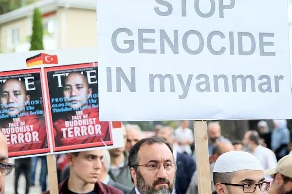 Dünya ictimaiyyəti Rohingiyalı uşaqların qətliamına etiraz edir